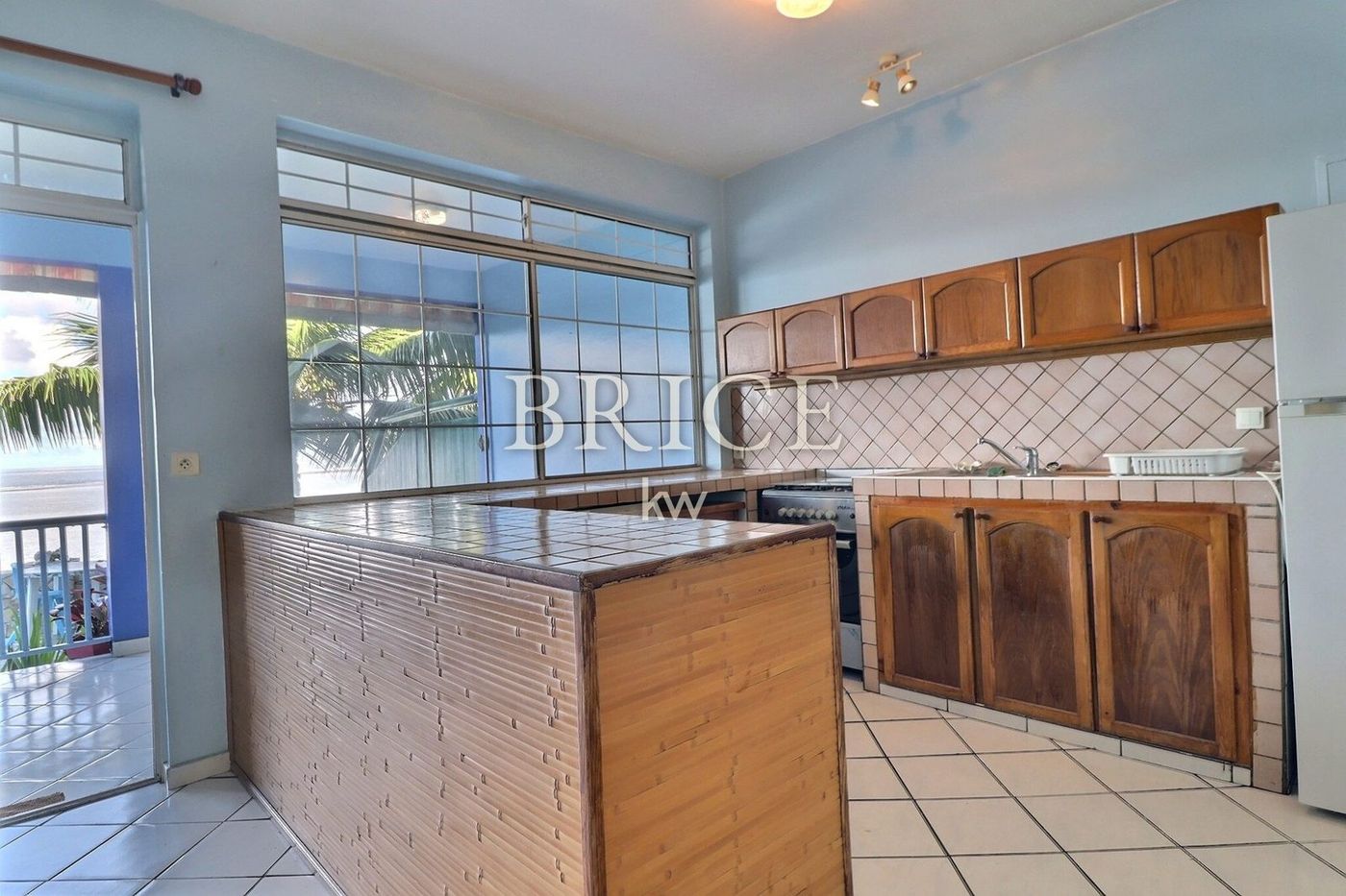 Duplex F3 avec piscine, résidence Fare Vaimiti
