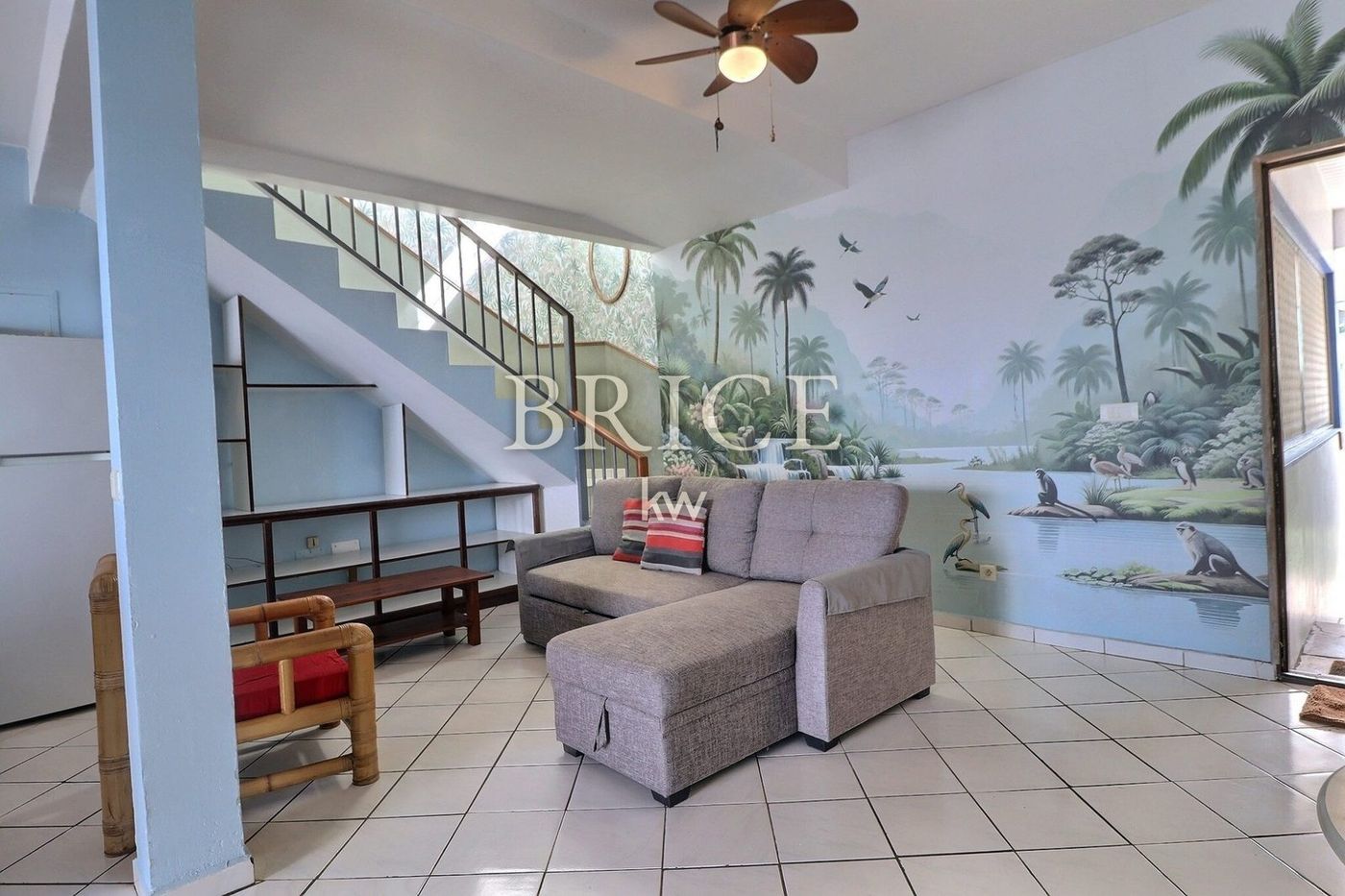Duplex F3 avec piscine, résidence Fare Vaimiti