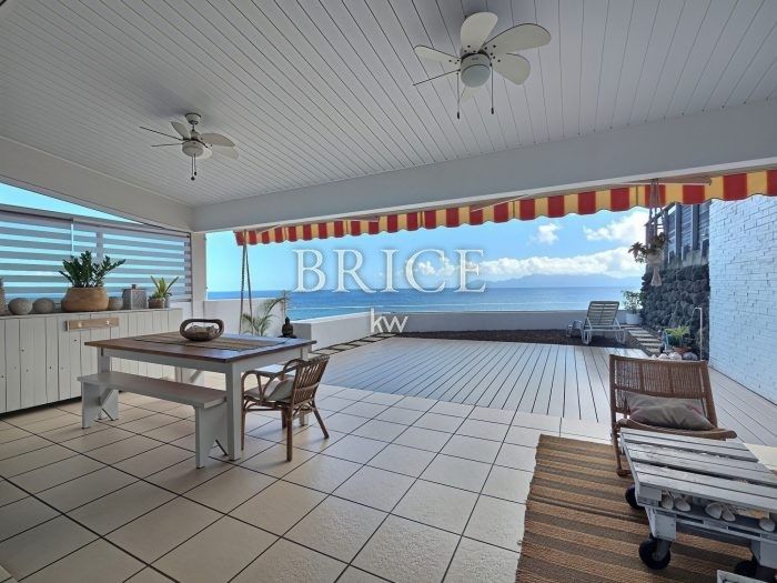 Maison F4 meublée, vue sur Moorea et piscine en résidence
